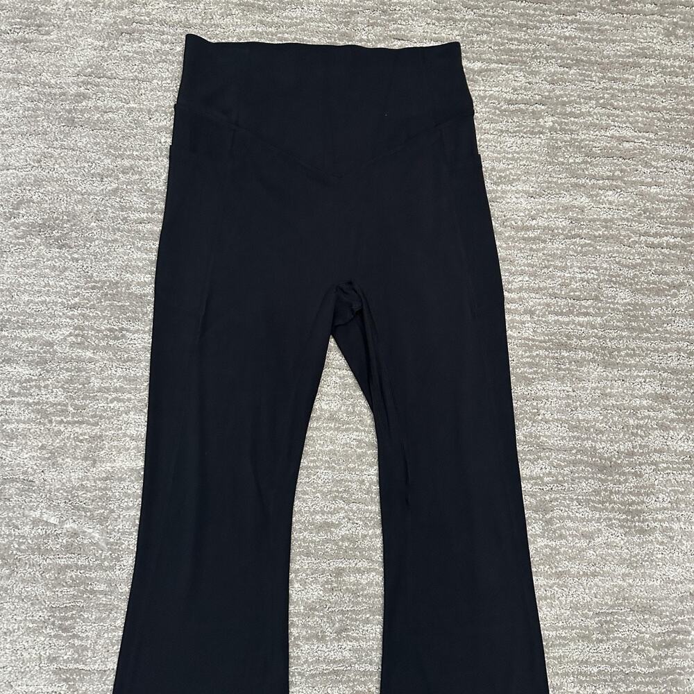 Halara Leggings Womens Small Black UltraSculpt Flare High Rise Pockets Yoga - Picture 2 of 13
